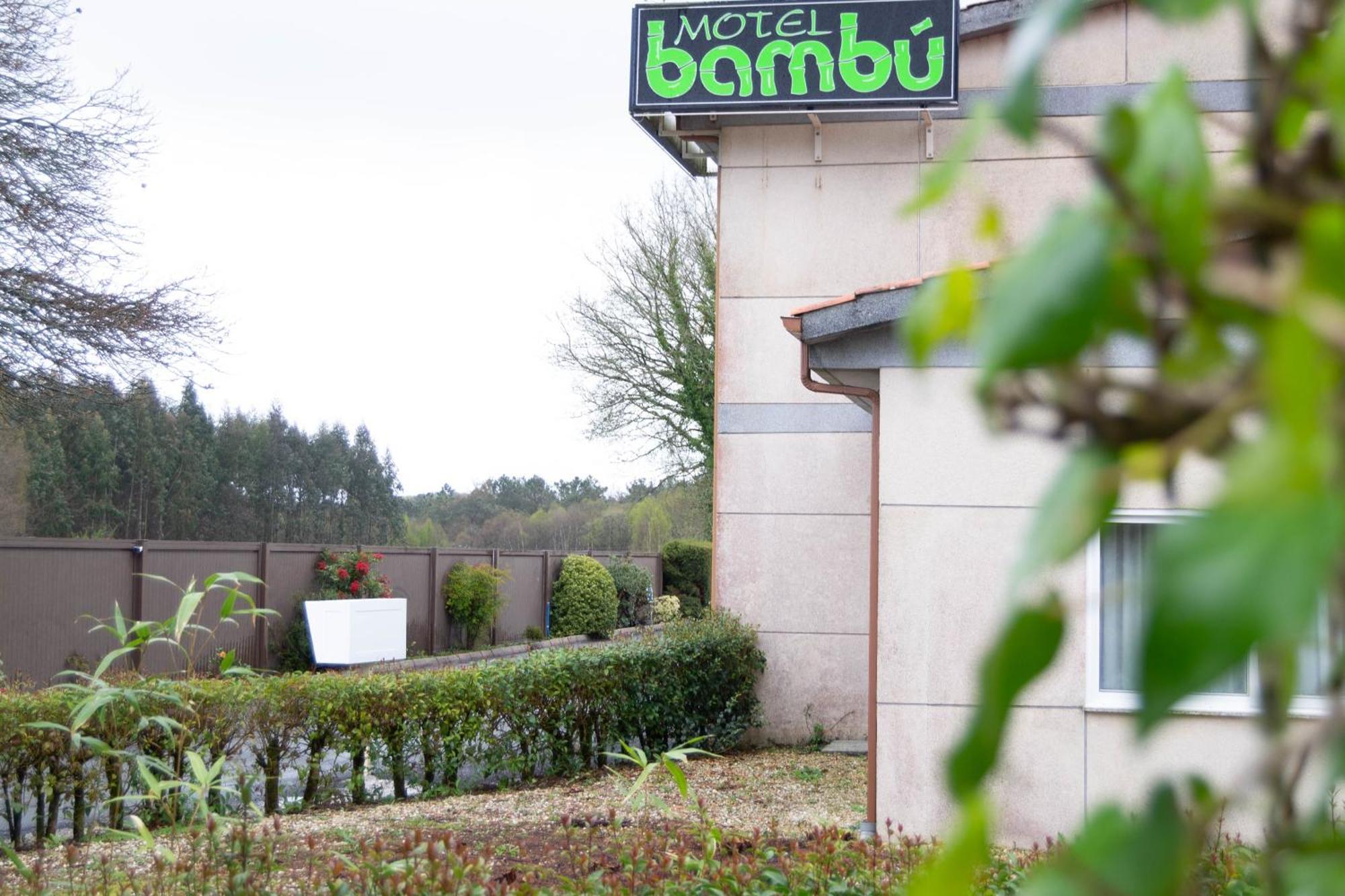 Motel Bambu Lugo Exterior foto